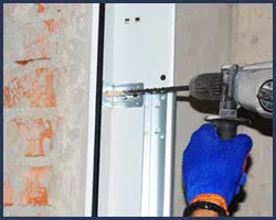 Neighborhood Garage Door Cleveland, OH 216-816-2970 Neighborhood Garage Door Cleveland, OH 216-816-2970 - side-door-repair-t-22-gr-23m